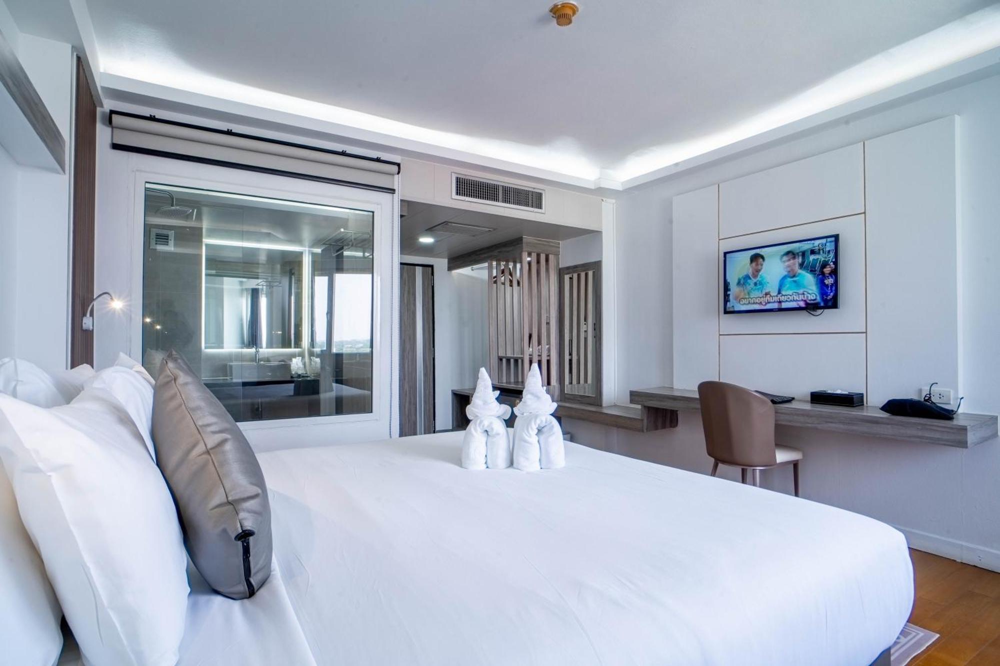 Thong Tarin Hotel Surin Exterior foto